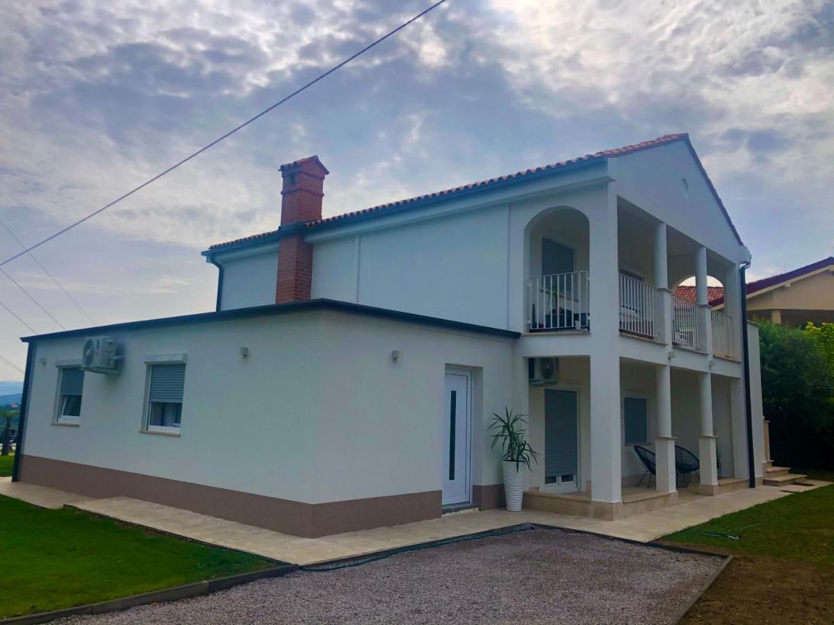 Apartmaji Melipu 1 إيزولا المظهر الخارجي الصورة